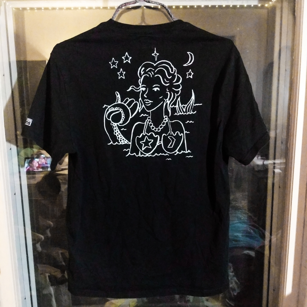 Converse Black Tee - size Med